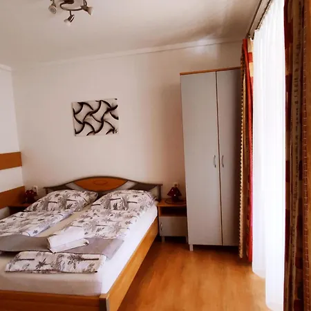Aranyhal Apartman Sarvar Exterior photo