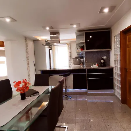 Aranyhal Apartman Sarvar Exterior photo