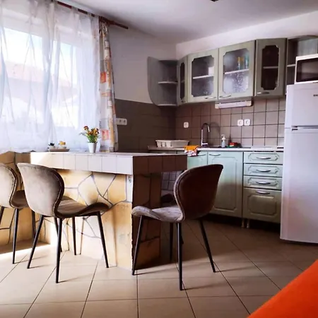 Aranyhal Apartman Sarvar Exterior photo