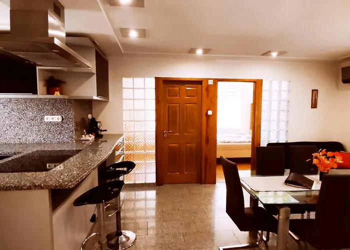 Aranyhal Apartman