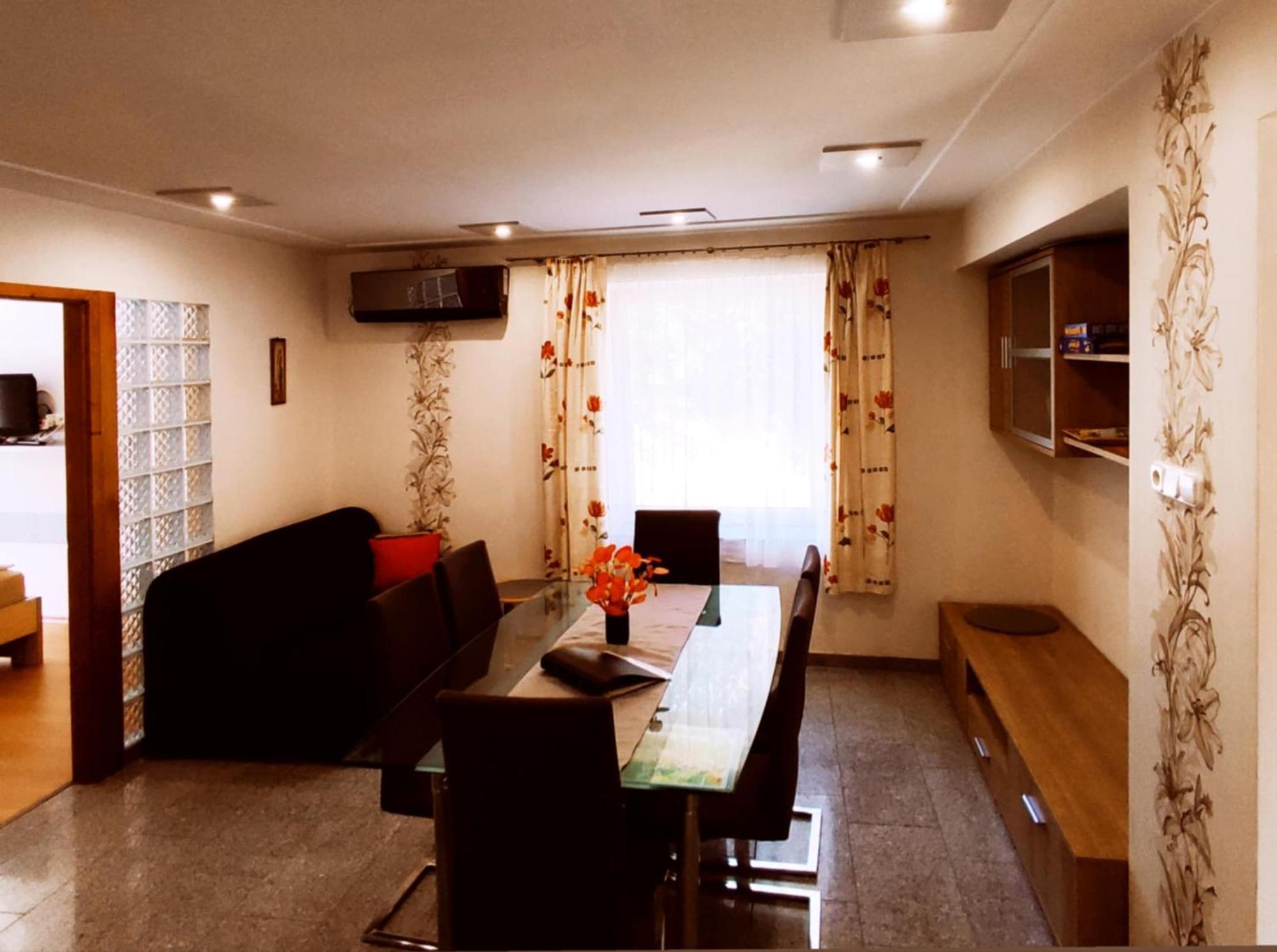 Aranyhal Apartment Sarvar