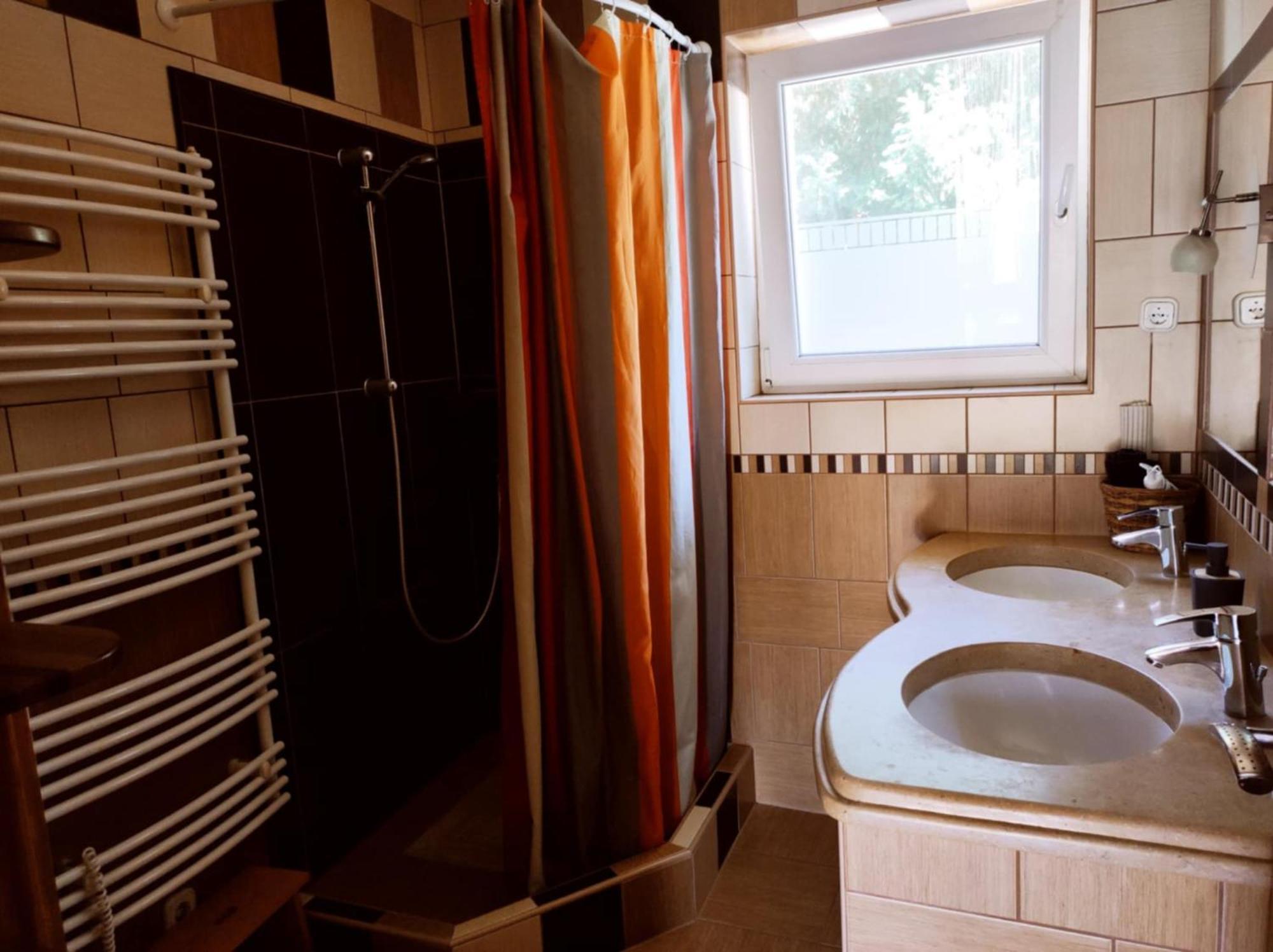 Aranyhal Apartment *